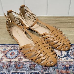 Pyramidis Leather Women's Sandals